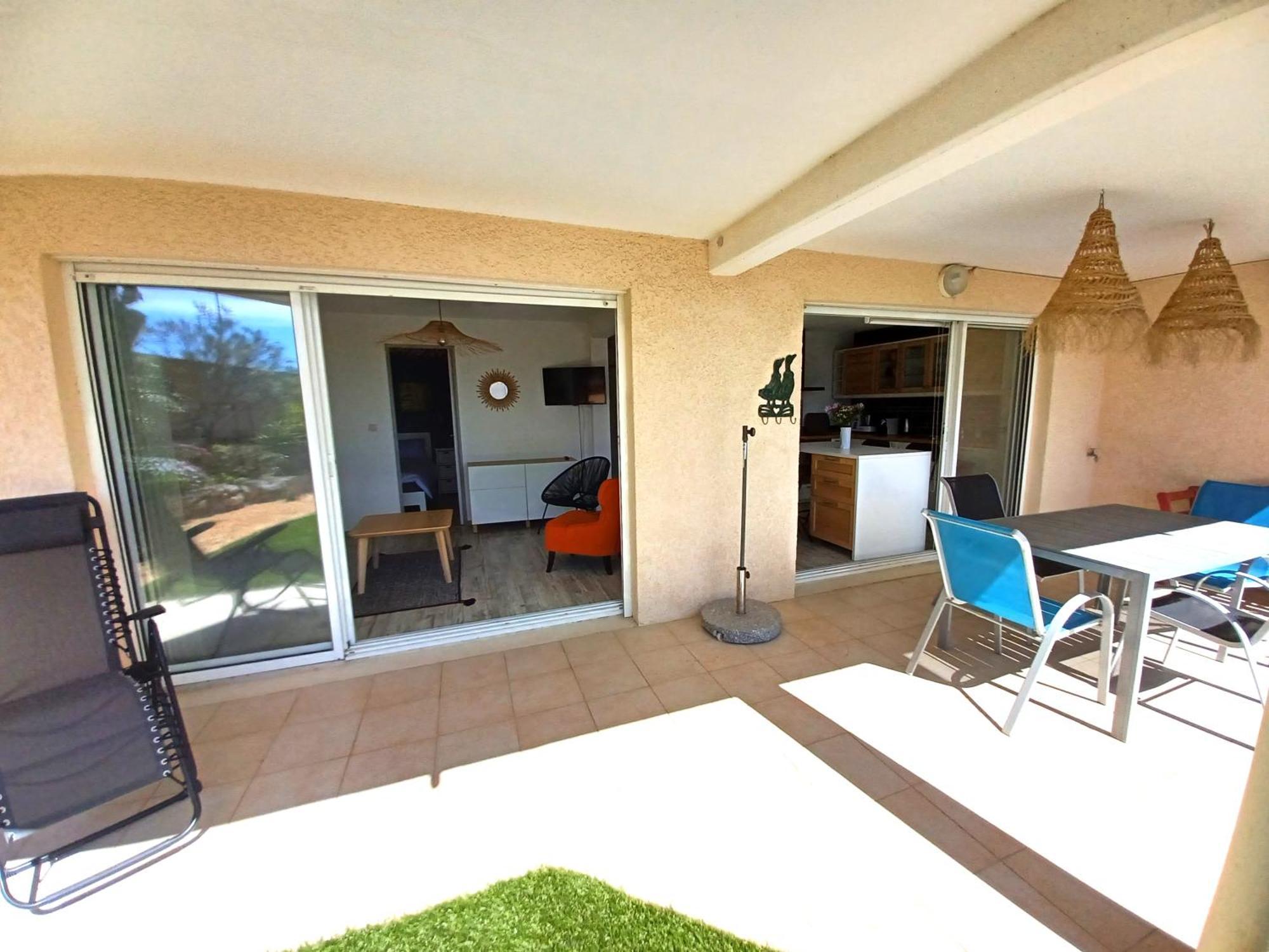 Plain-Pied Jardin 6 Personnes Clim Vue Mer Parking Wifi Terrasse Piscine Dans La Residence Saint-Pierre-la-Mer  Exterior photo